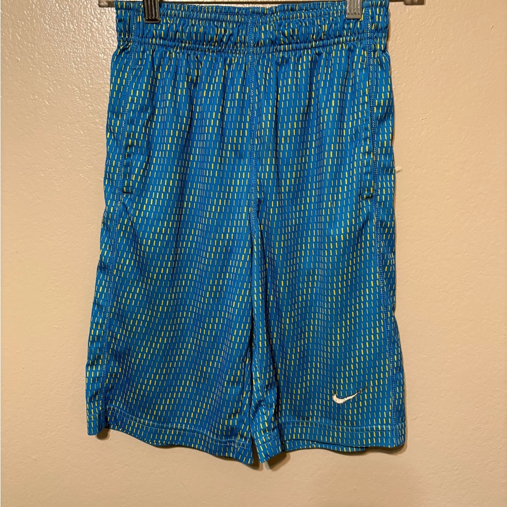 Bundle 2 Youth Shorts. Nike‎ & Under Armour. M & L